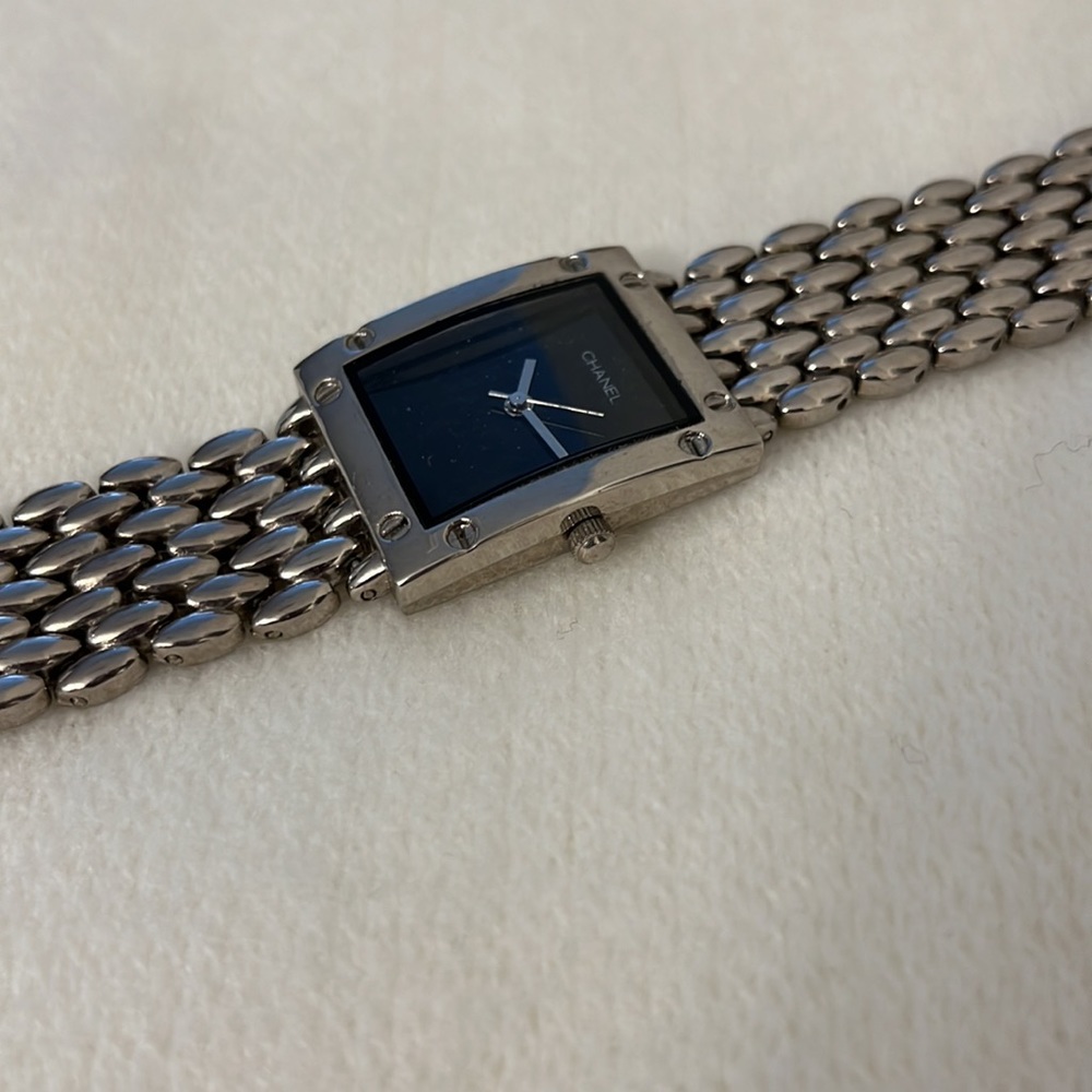 CHANEL Authentic Wrist Watch - Picture 6 of 13